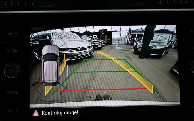 Volkswagen Tiguan cena 129900 przebieg: 54000, rok produkcji 2019 z Czarne małe 781